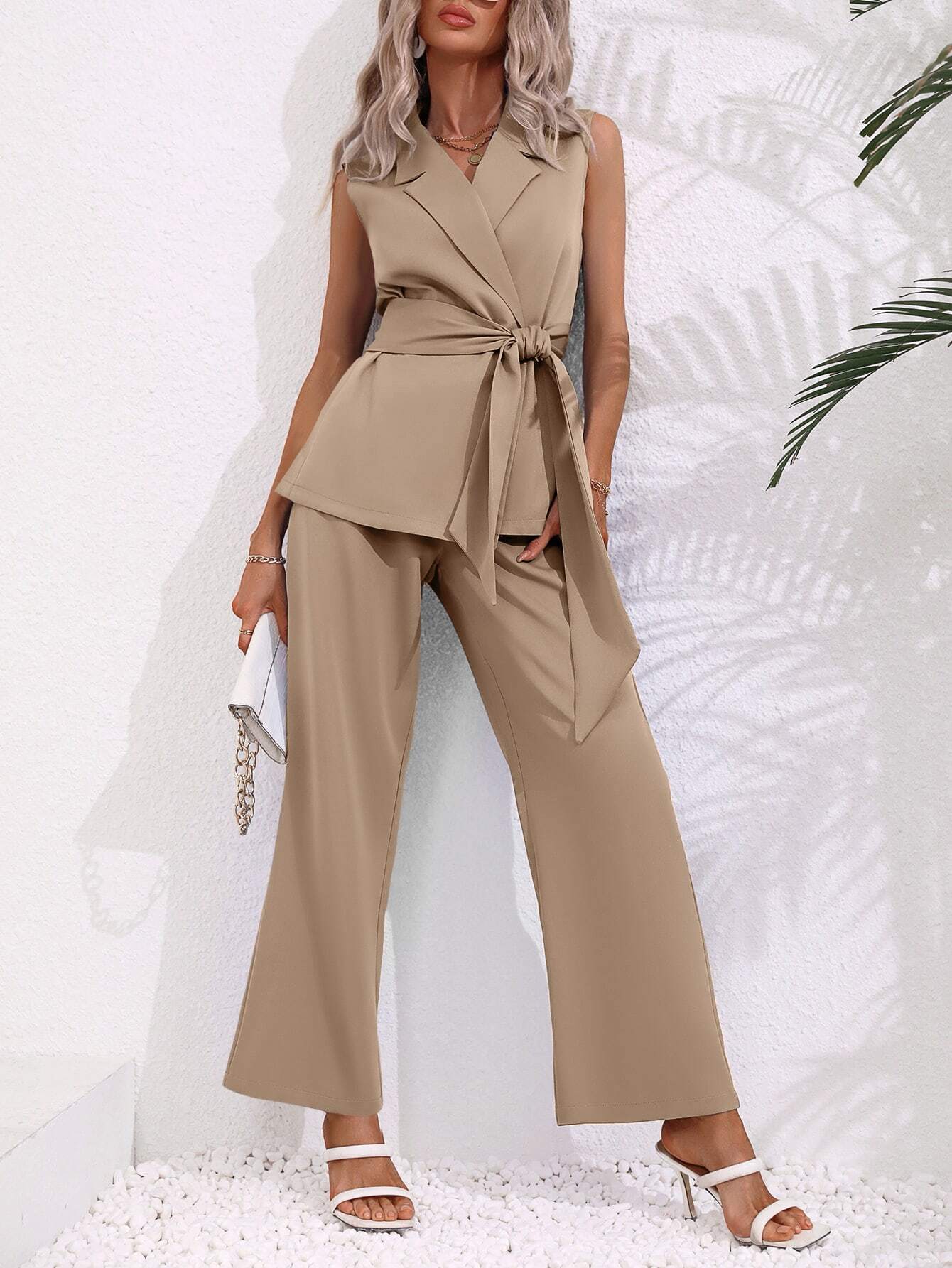 Conjunto Feminino Alfaiataria Bege – Elegância Atemporal