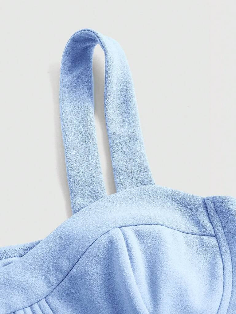 Conjunto Feminino Azul Bebê Krabi – Elegância com Toque Moderno