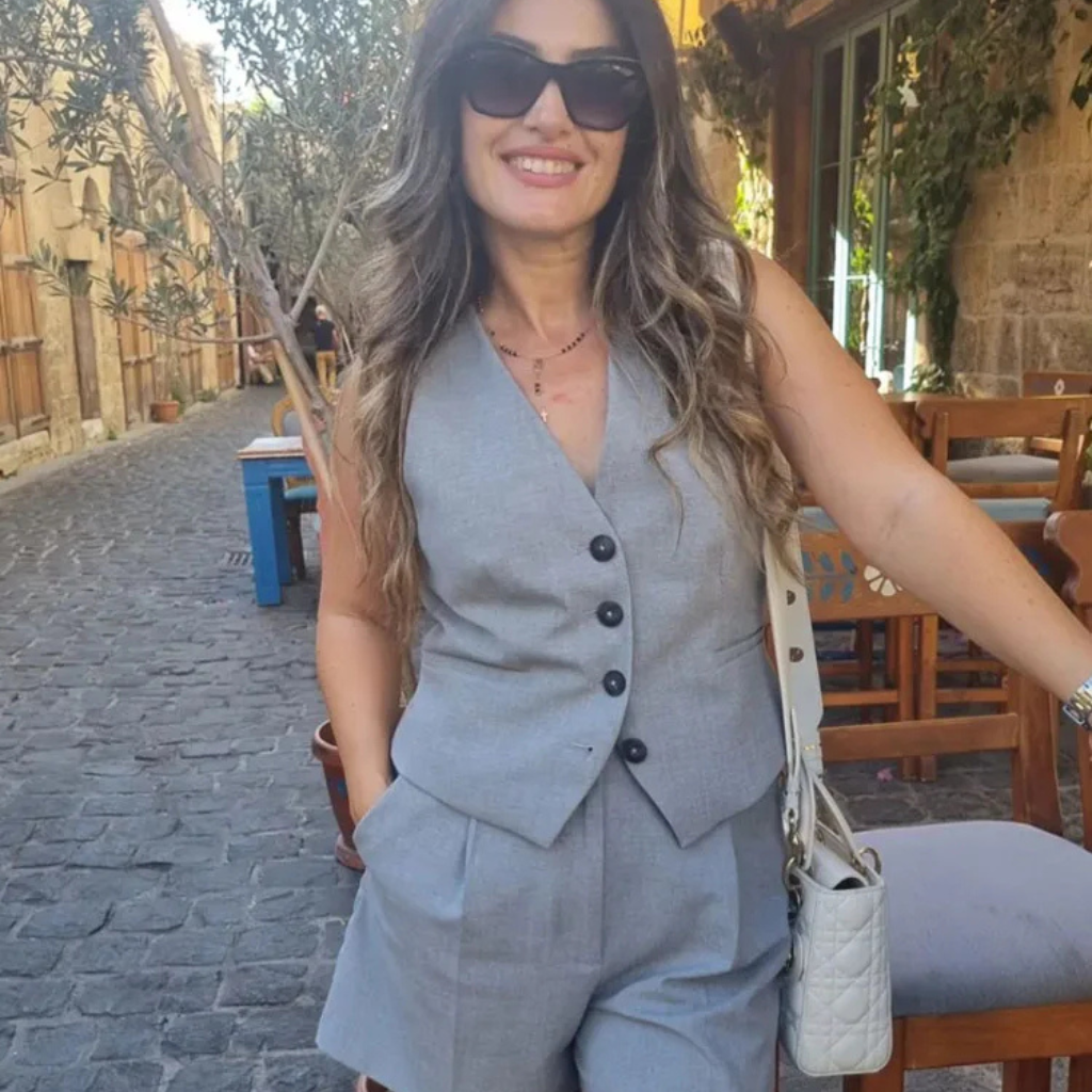 Conjunto Feminino Cinza – Decote V & Cintura Alta