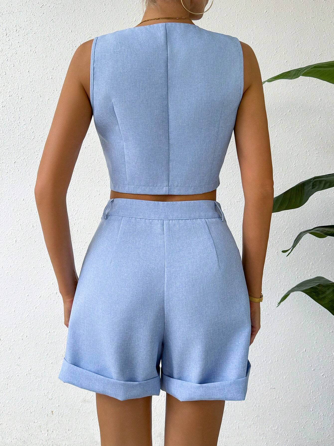 Conjunto Feminino Short e Colete Azul – Moderno e Sofisticado