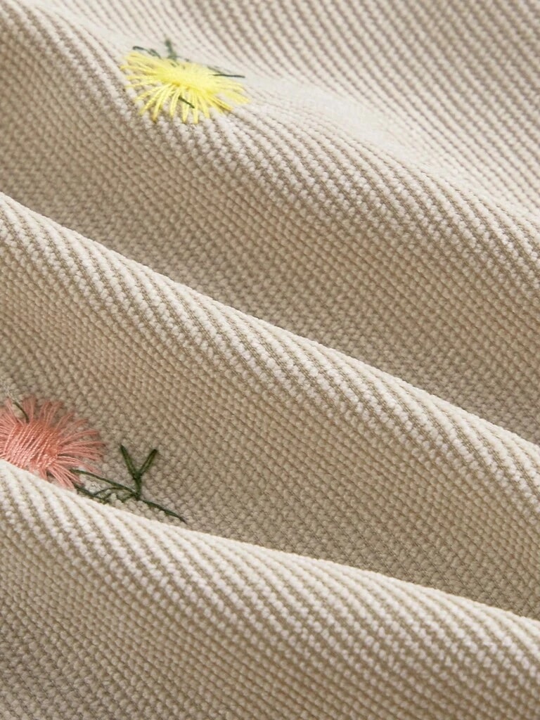 Vestido Curto Flora Verona – Boho Floral Bordado