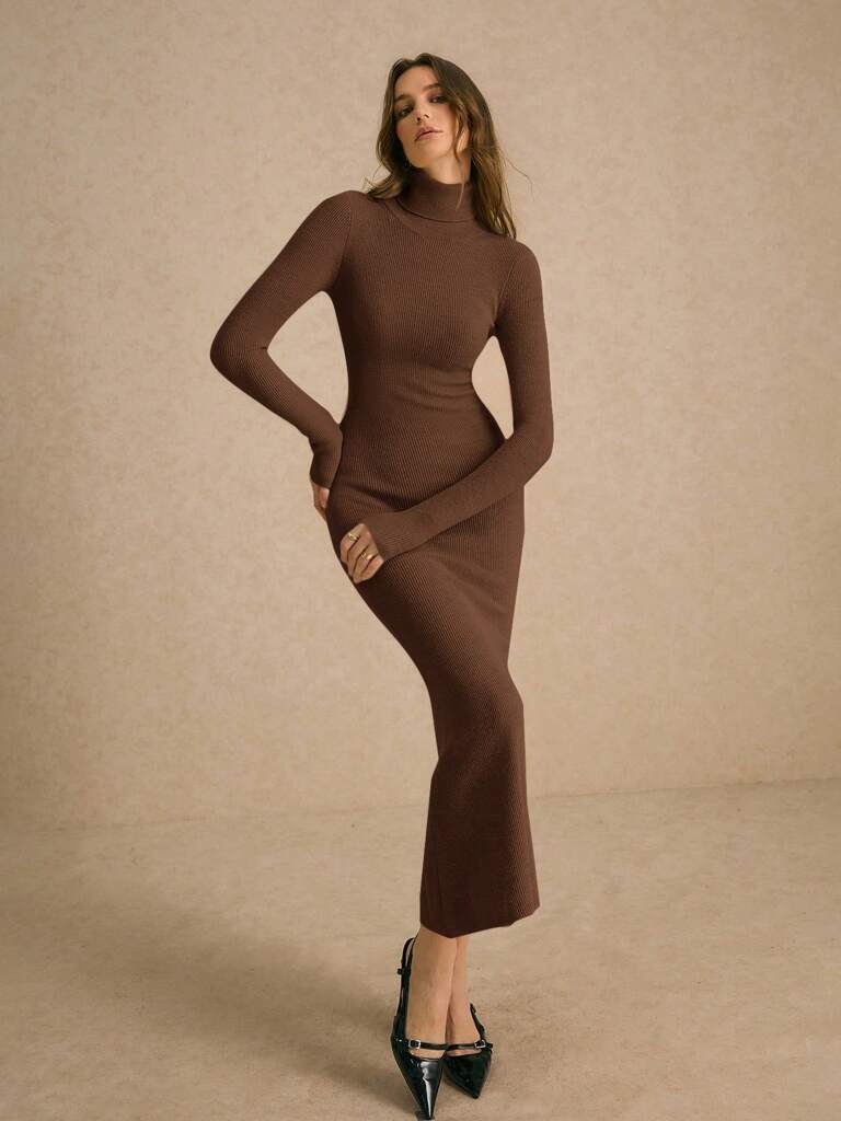 Vestido Midi de Tricô Gola Alta Marrom Thalitta