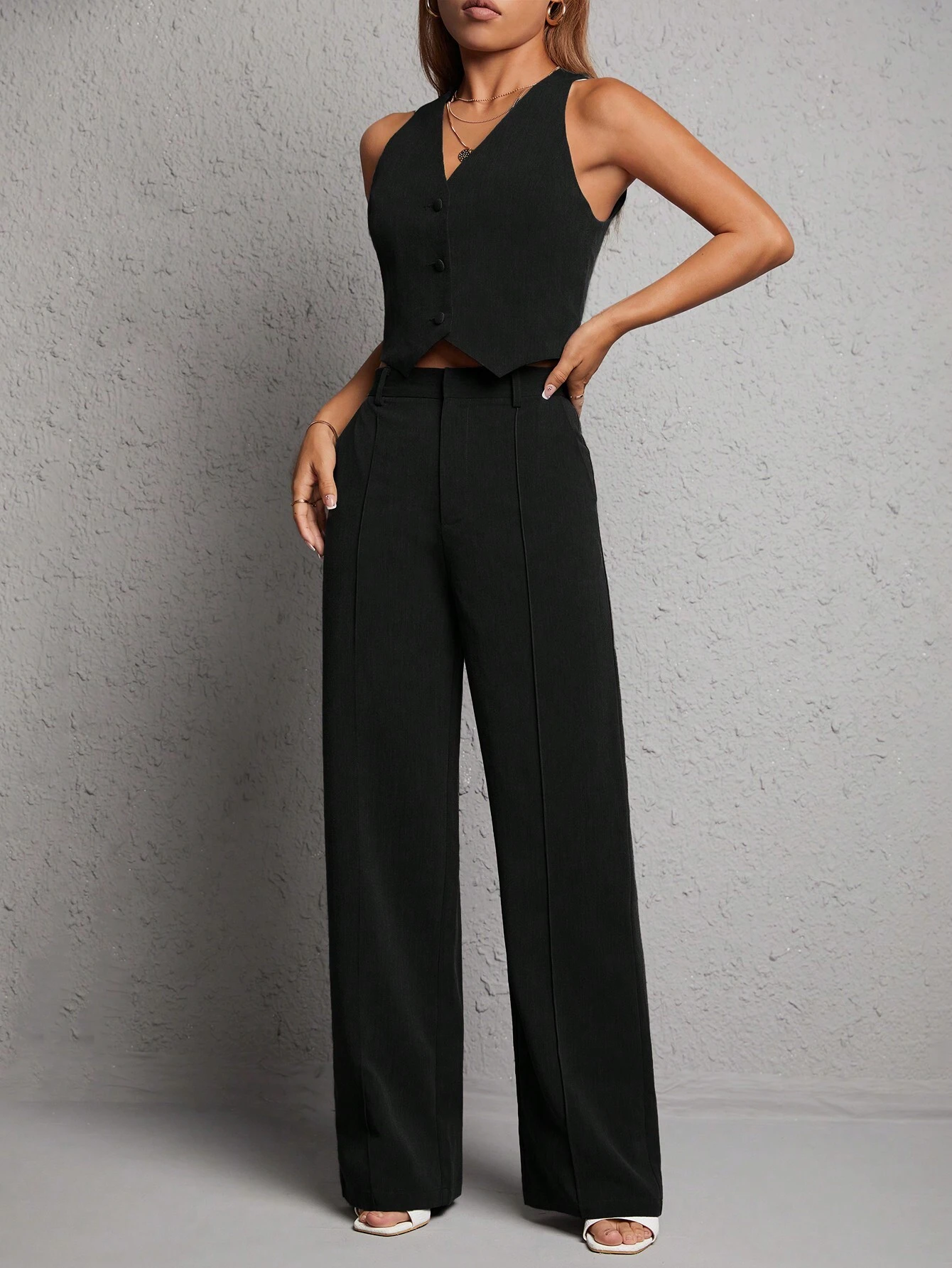 Conjunto Feminino Luciara – Sofisticação Atemporal