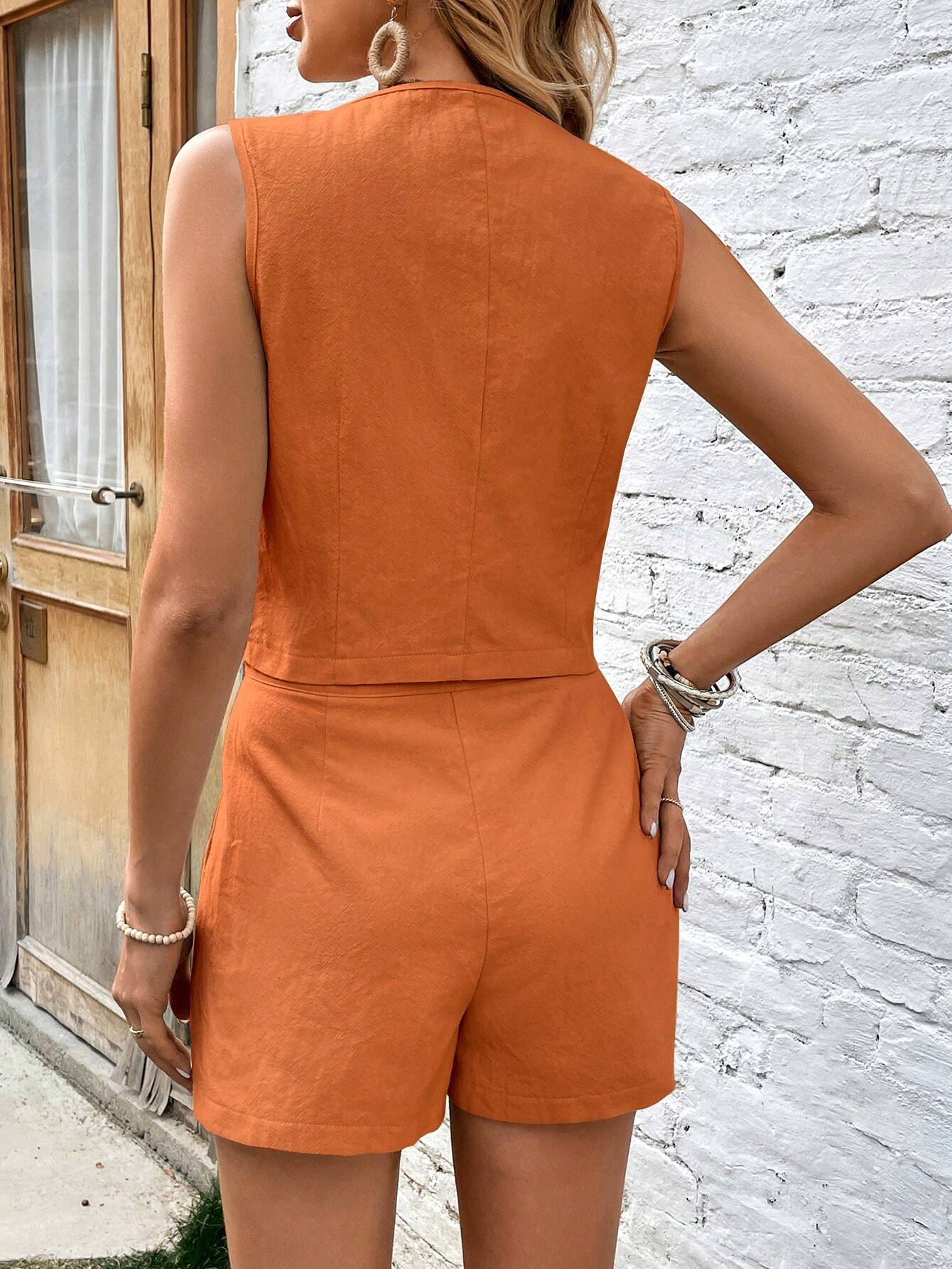 Conjunto Feminino Short &amp; Colete – Elegância Casual
